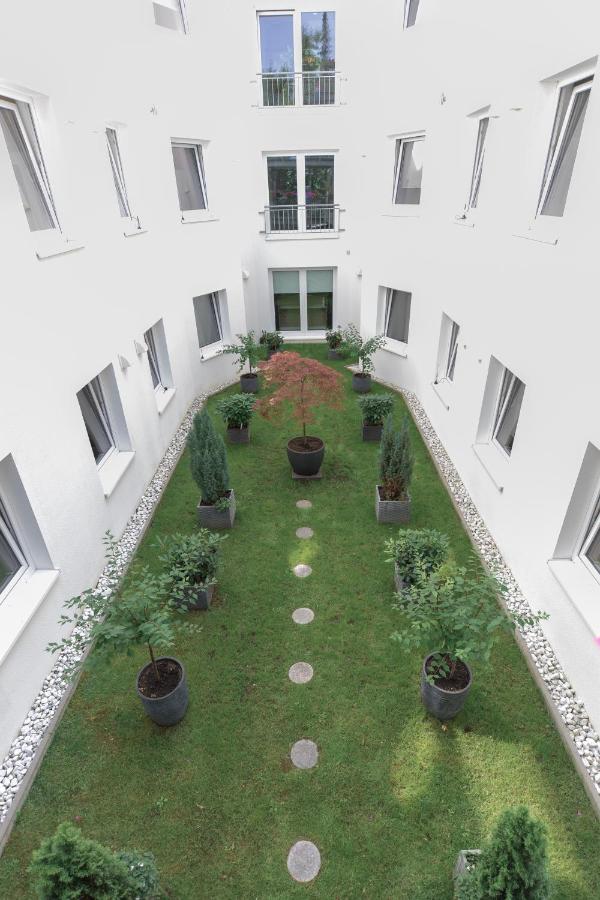Grobo Apartments Гамбург Экстерьер фото
